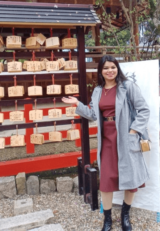 Profile picture of Renu Singh, General Duty Assistant at JINPU-KAI, who transitioned from a beauty advisor in a mall to a caregiver in Japan.